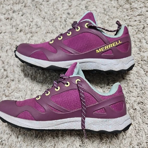 VGUC Merrell Girl's Altalight Hiking Shoes Berry Purple Gray - Picture 2 of 9